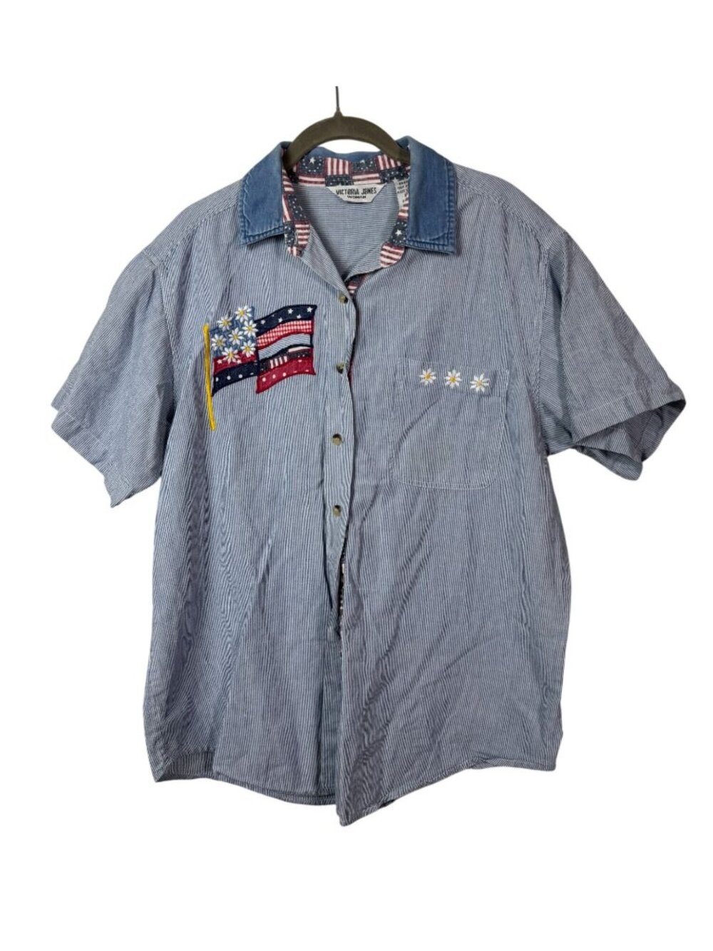 Victoria Jones Button Up Patriotic Shirt18W Blue Stripe Embroidered Flag Floral